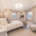 Cragg Cottage, Award-winning District Near