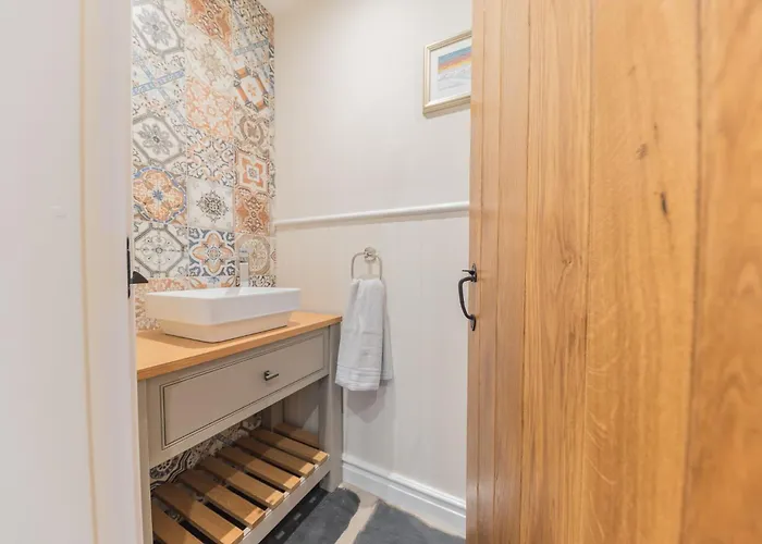 Cragg Cottage, Award-winning District Near *