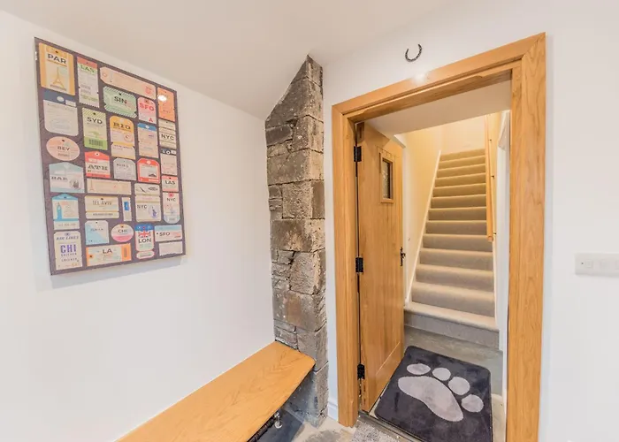 Cragg Cottage, Award-winning District Near Holiday home *