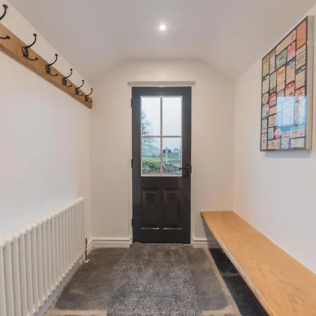 Cragg Cottage, Award-winning District Near *